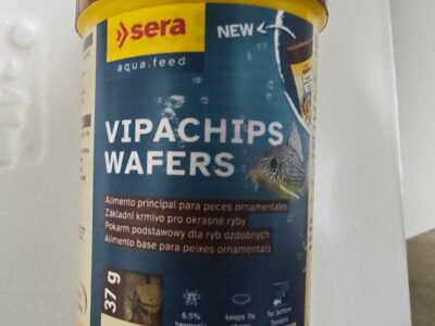 Se regala bote por la mitad comida de peces de fondo